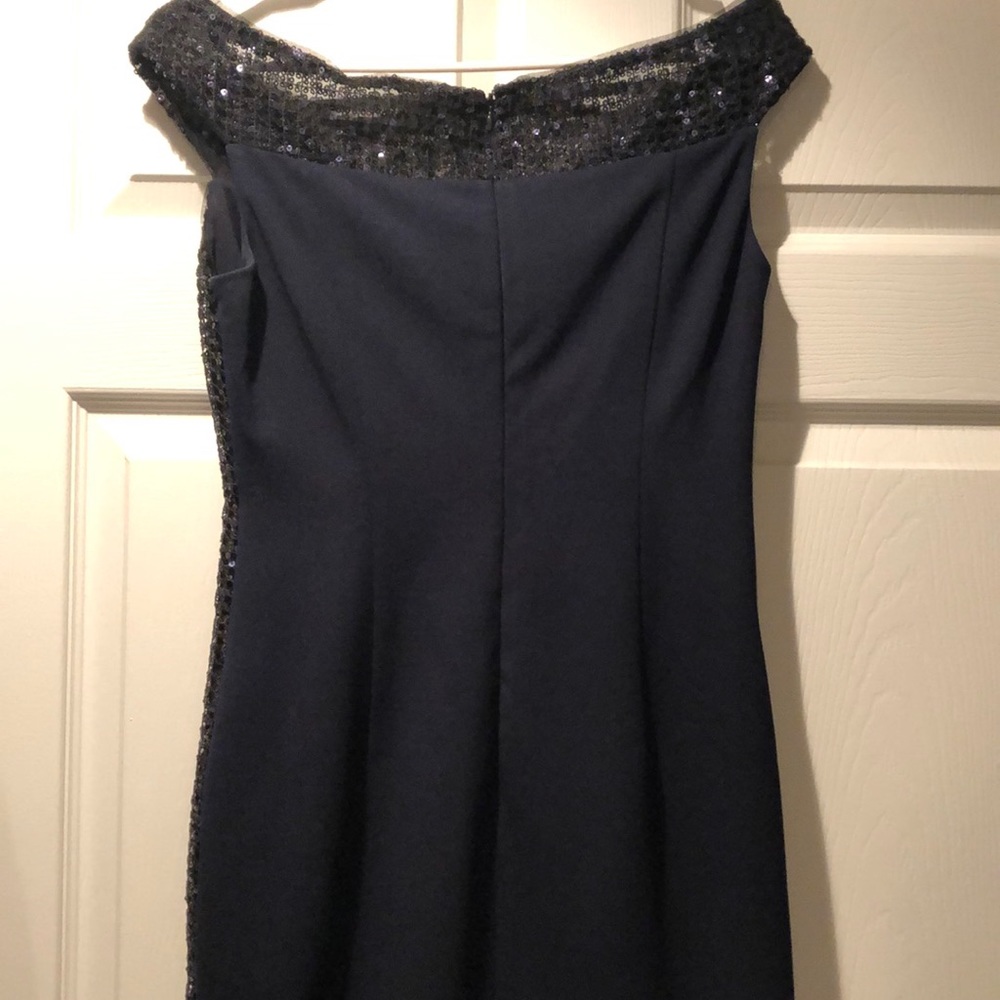Dress - Picture 4 of 4